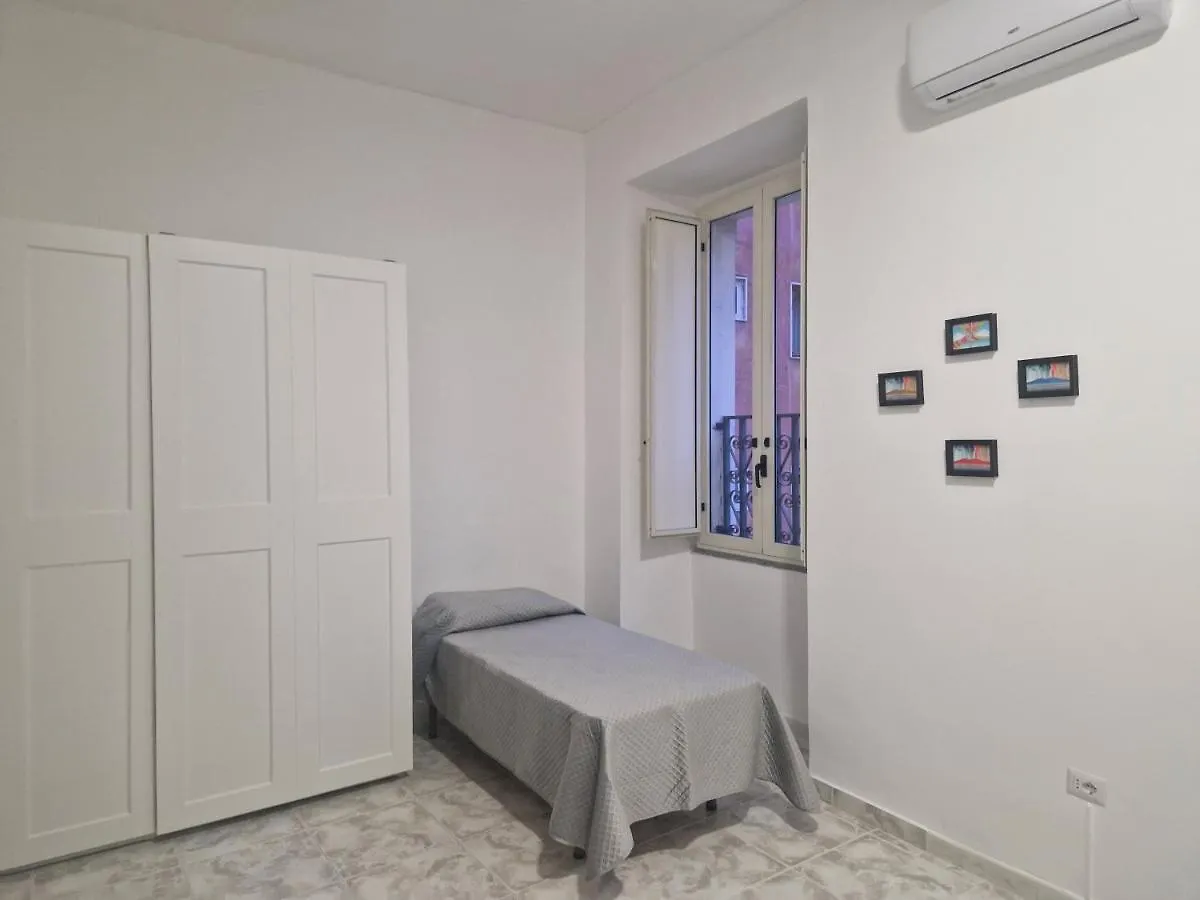 Apartment Vicolo 16 Guest House Naples